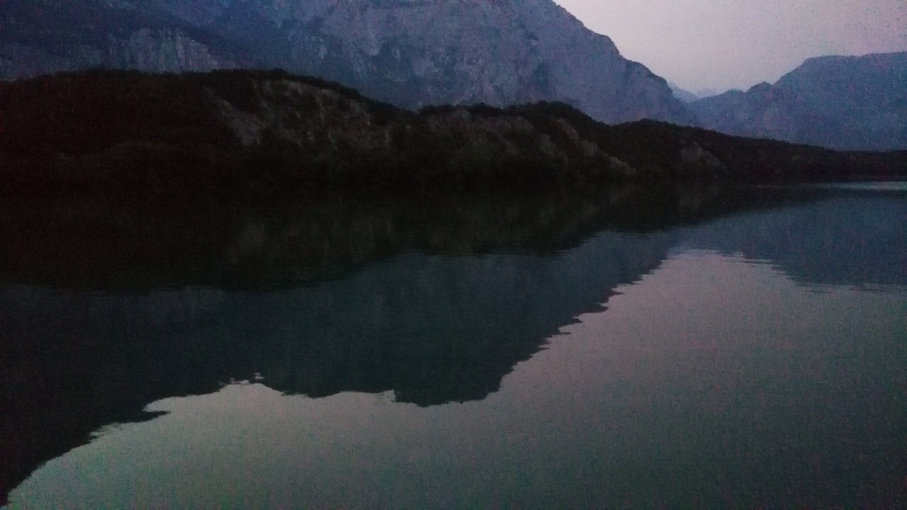Immensa pace – Immenso è il Lago di…