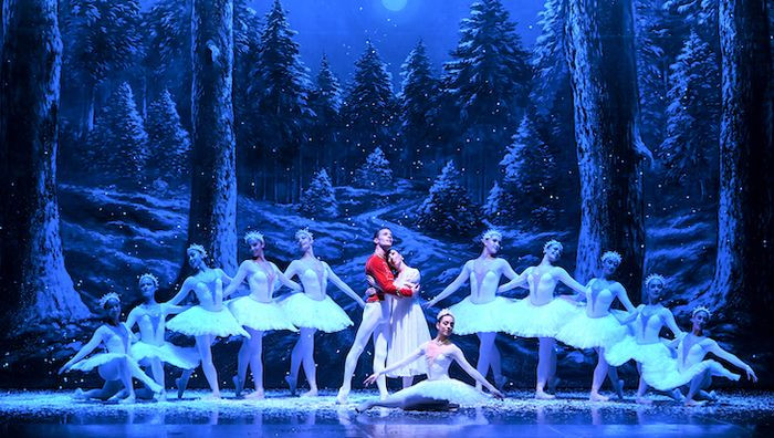 A PASSI DI DANZA VERSO IL NATALE