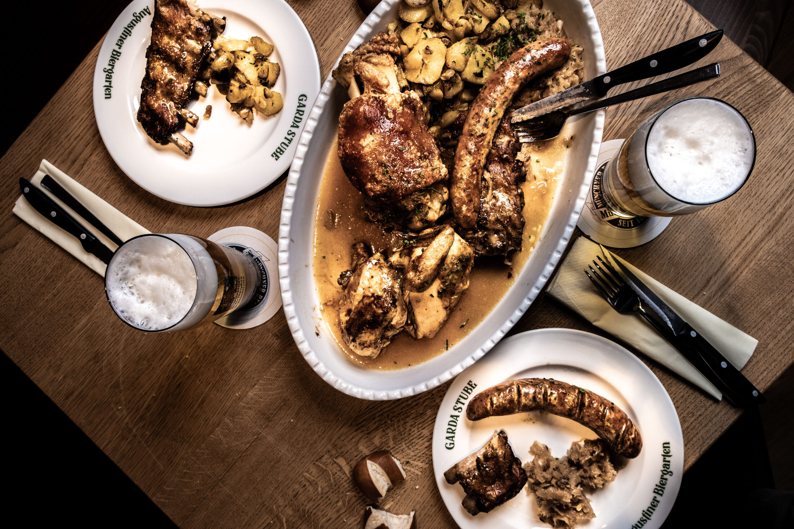 GARDA STUBE – AUGUSTINER BIERGARTEN: LA BAVIERA DEL TRENTINO