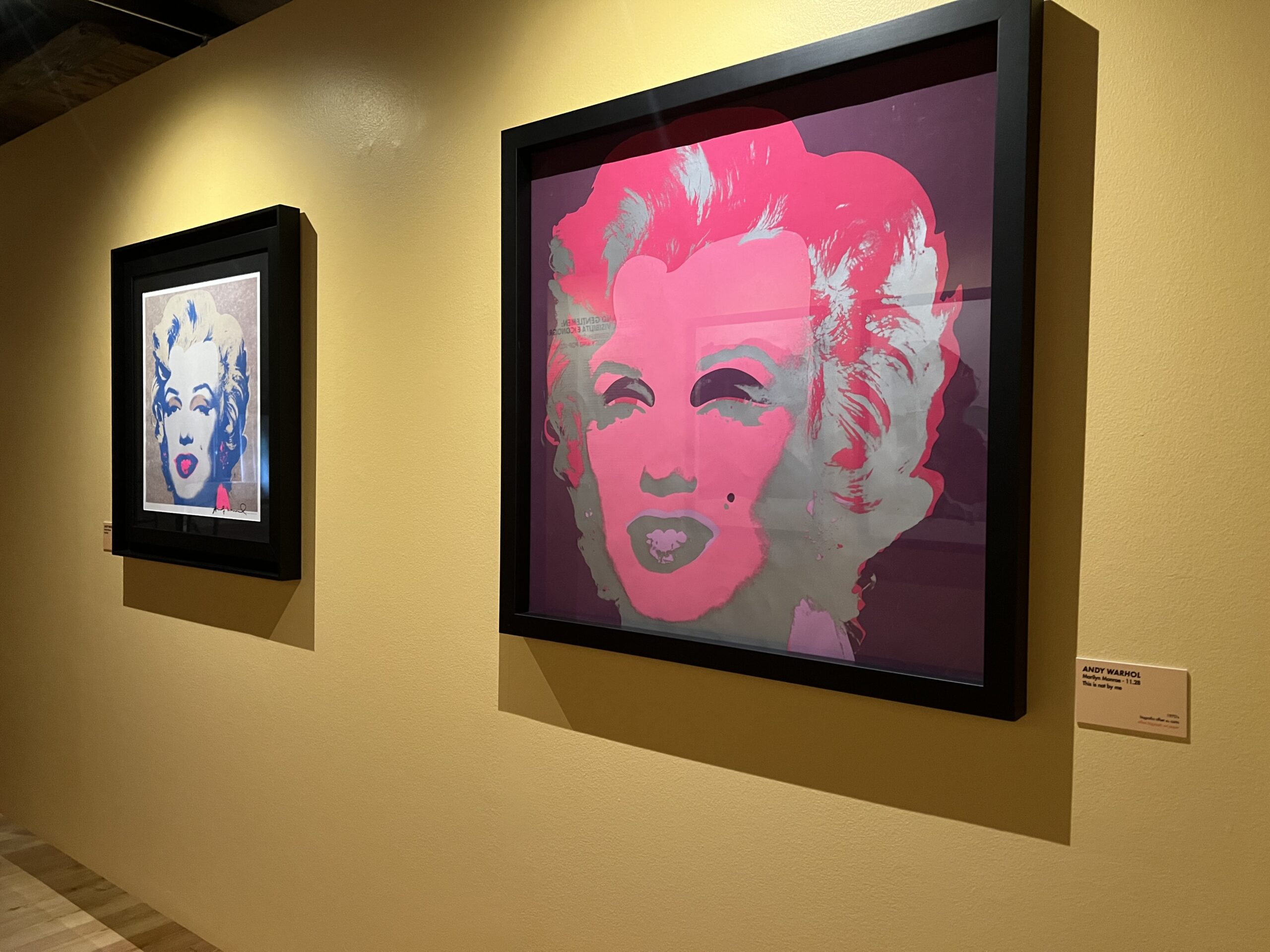 Opere ispirate a Marilyn Monroe di Andy Warhol alla mostra di Castel Caldes