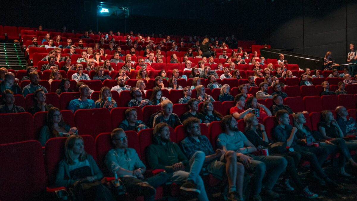 Voglia di esserci: cinema, teatro e sagre d’autunno
