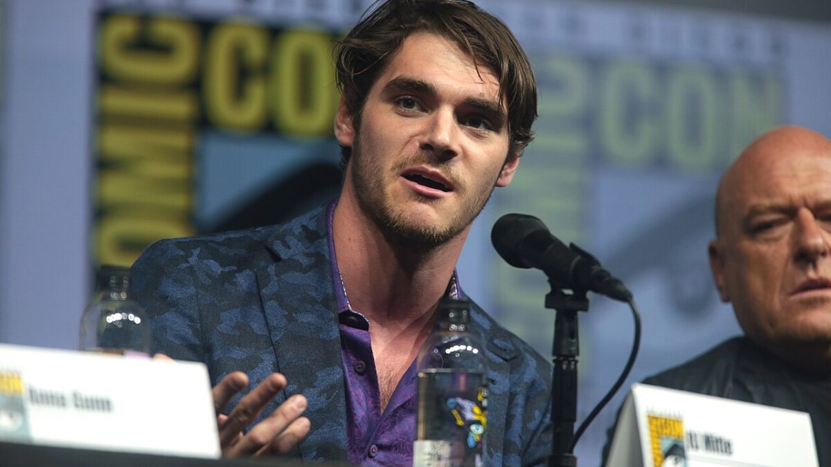 RJ Mitte, addio a Walter Jr. di Breaking Bad. Il suo lascito va oltre la televisione