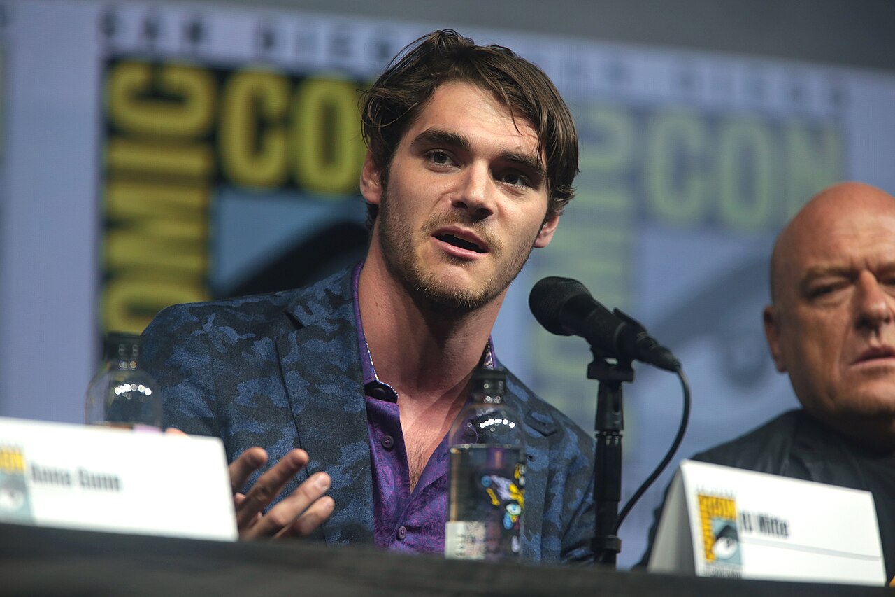 RJ Mitte, addio a Walter Jr. di Breaking Bad. Il suo lascito va oltre la televisione