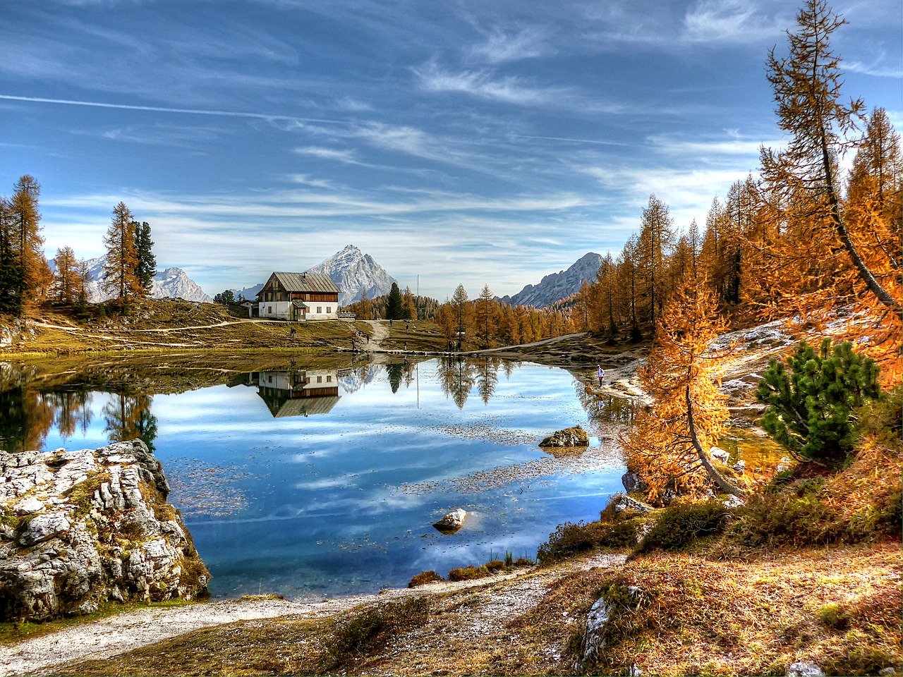 DOLOMITI WALKING HOTEL, CAMMINARE CHE PASSIONE
