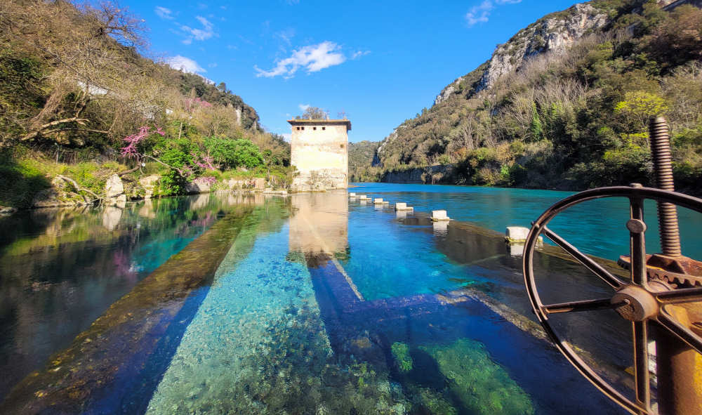 Sorgenti della Morìca: l’acqua smeraldo dell’Umbria