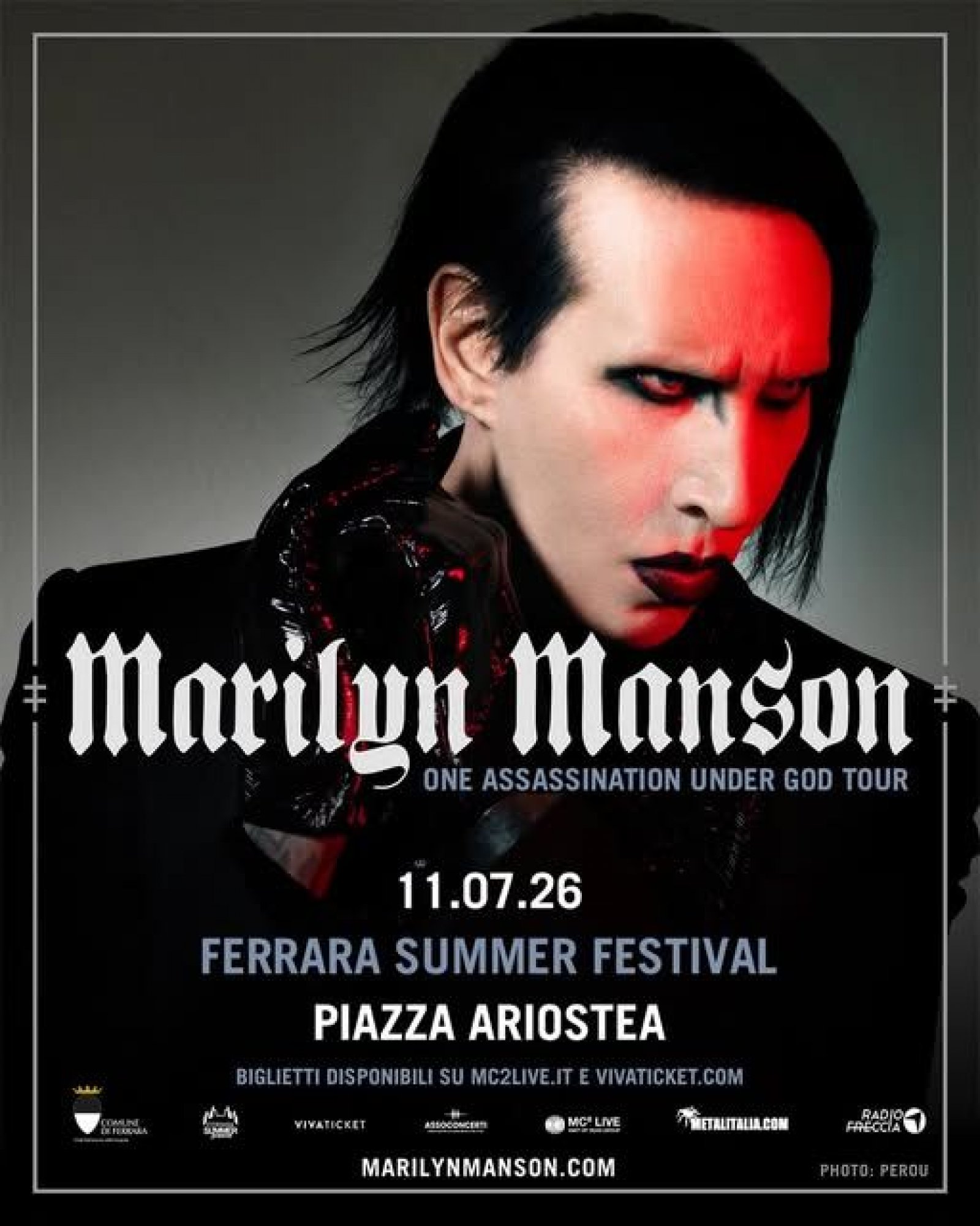 MARILYN MANSON A FERRARA: PIAZZA ARIOSTEA SI PREPARA A UNA NOTTE CHE FARÀ PARLARE