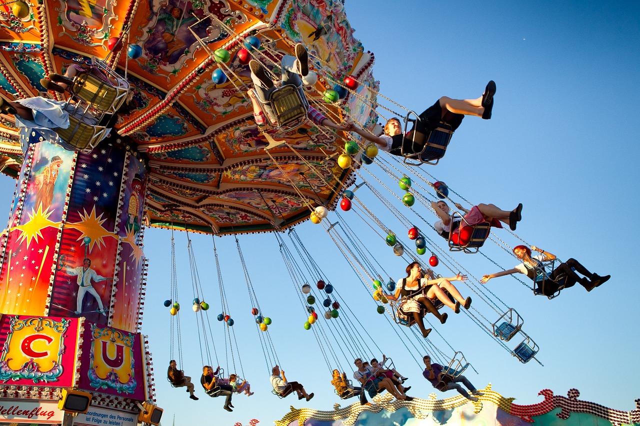 TANTA VOGLIA DI FESTA NELL’ULTIMO FINE SETTIMANA DI AGOSTO