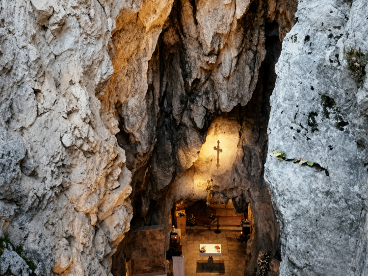 Santuario di Monte Stella: la Calabria nella roccia