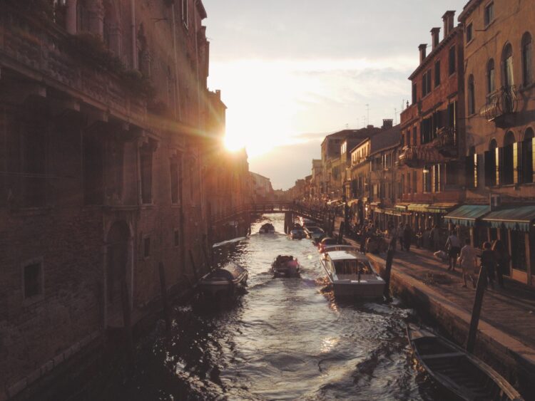 Veneto da vivere: Venezia, Dolomiti, città d’arte, ville, colline e sapori